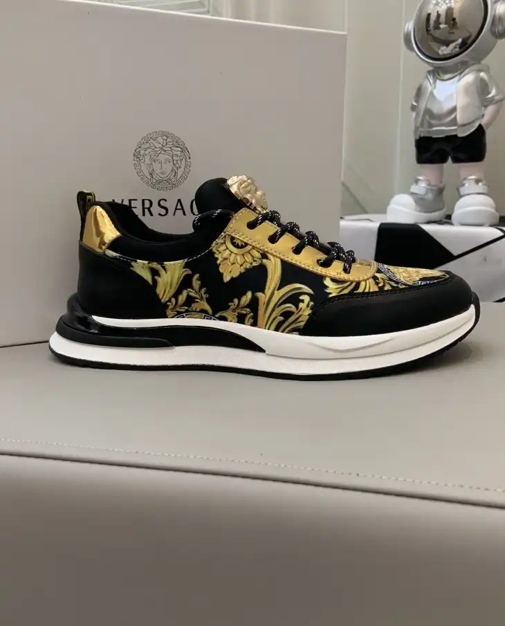 hype Givenchy Sneakers