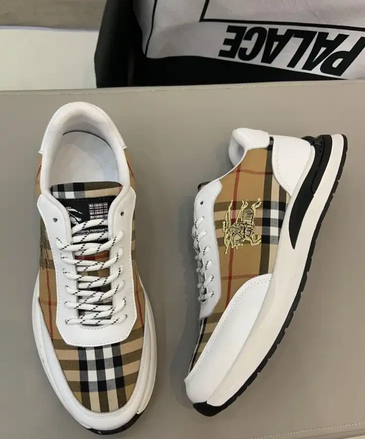 hype Burberry Sneakers