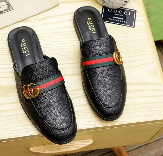 hype Gucci Slippers