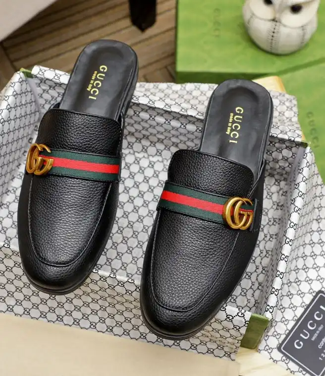 hype Gucci Slippers