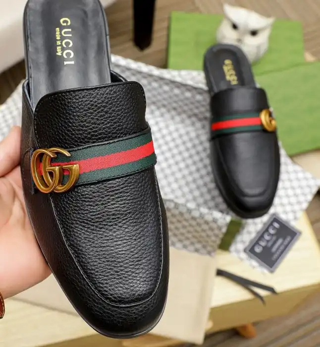 hype Gucci Slippers