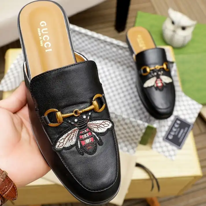 hype Gucci Slippers