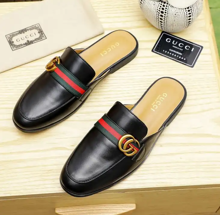 hype Gucci Slippers