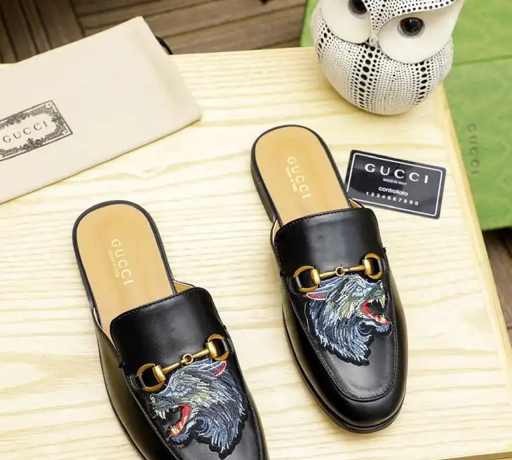 hype Gucci Slippers