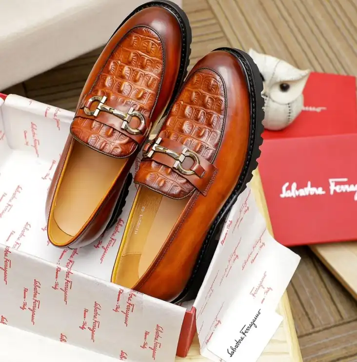 hype Ferragamo Leather Shoes