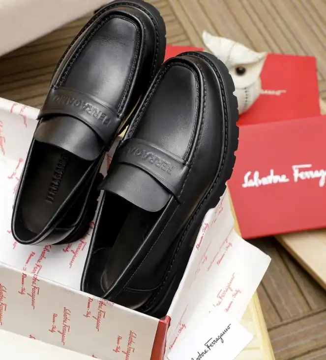 hype Ferragamo Leather Shoes