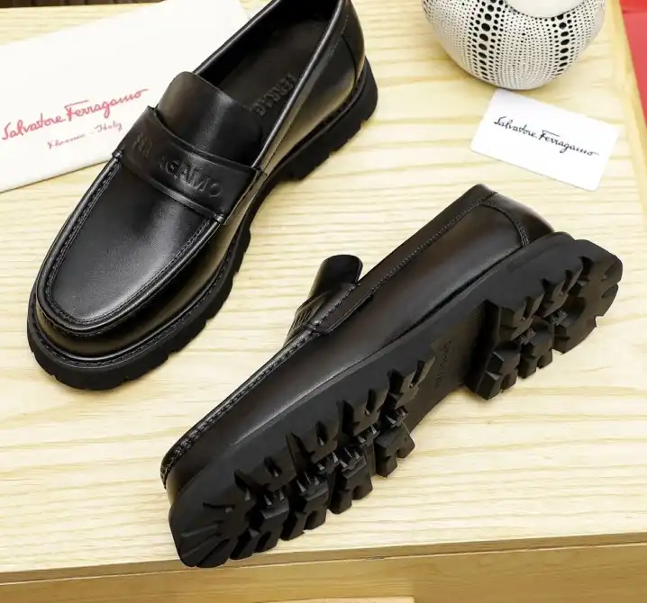 hype Ferragamo Leather Shoes