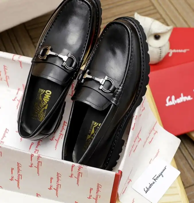 hype Ferragamo Leather Shoes