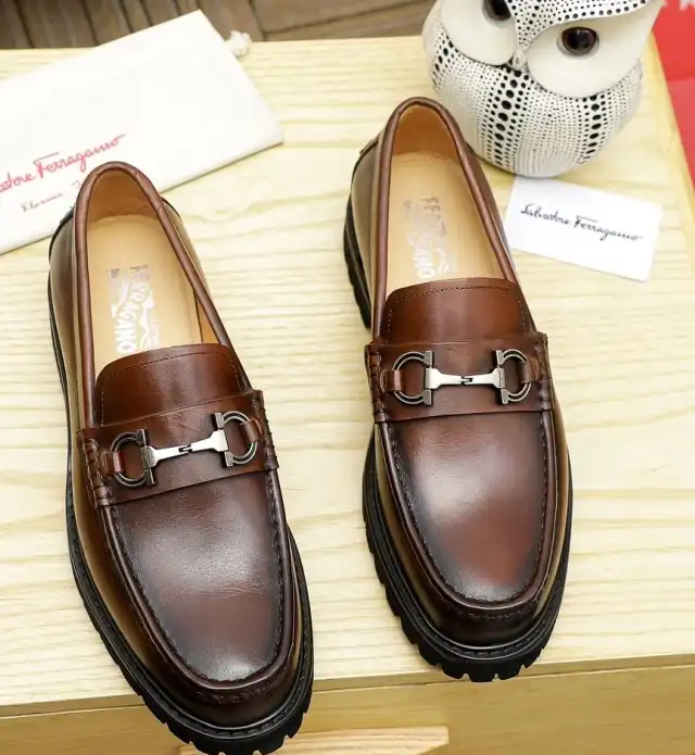 hype Ferragamo Leather Shoes