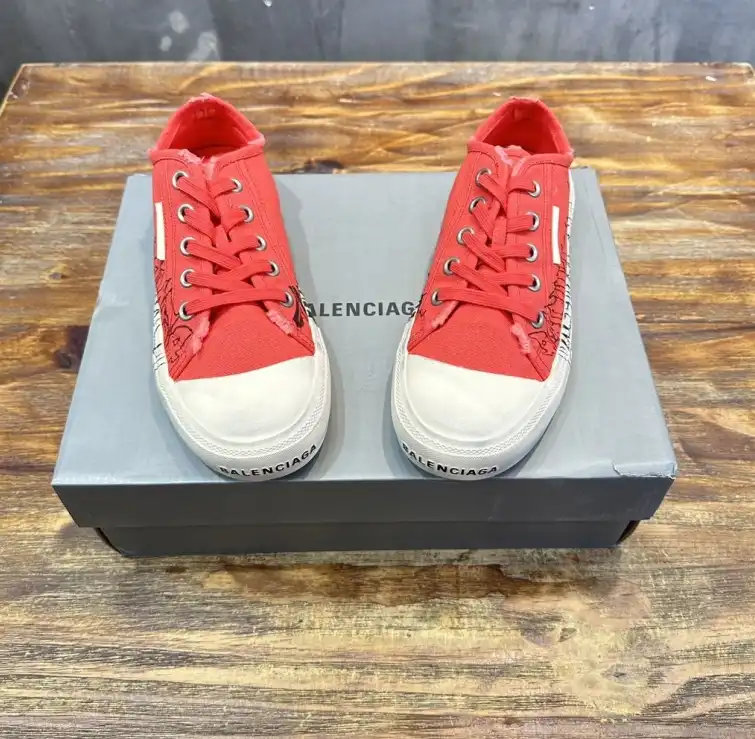 hype Balenciaga Sneakers