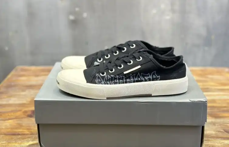 hype Balenciaga Sneakers