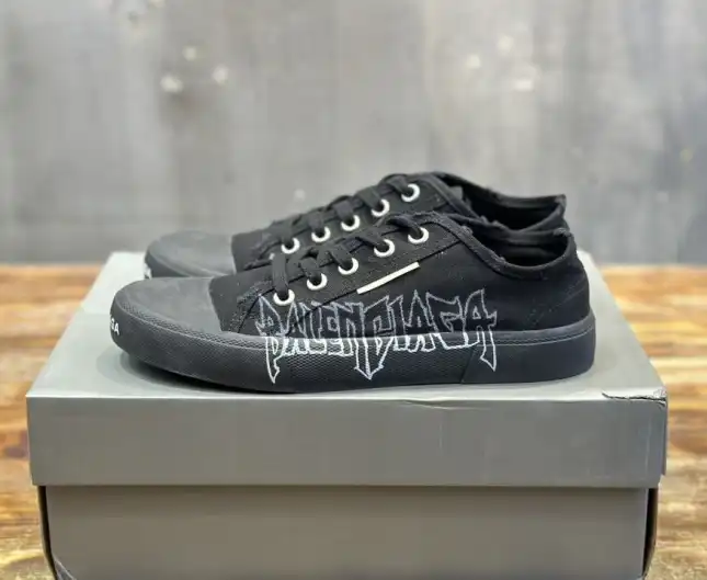 hype Balenciaga Sneakers