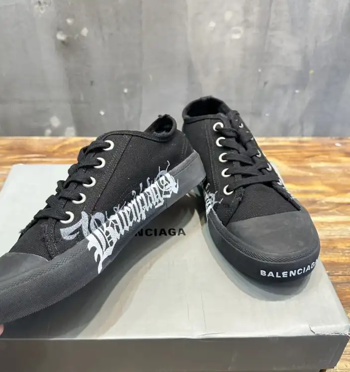 hype Balenciaga Sneakers