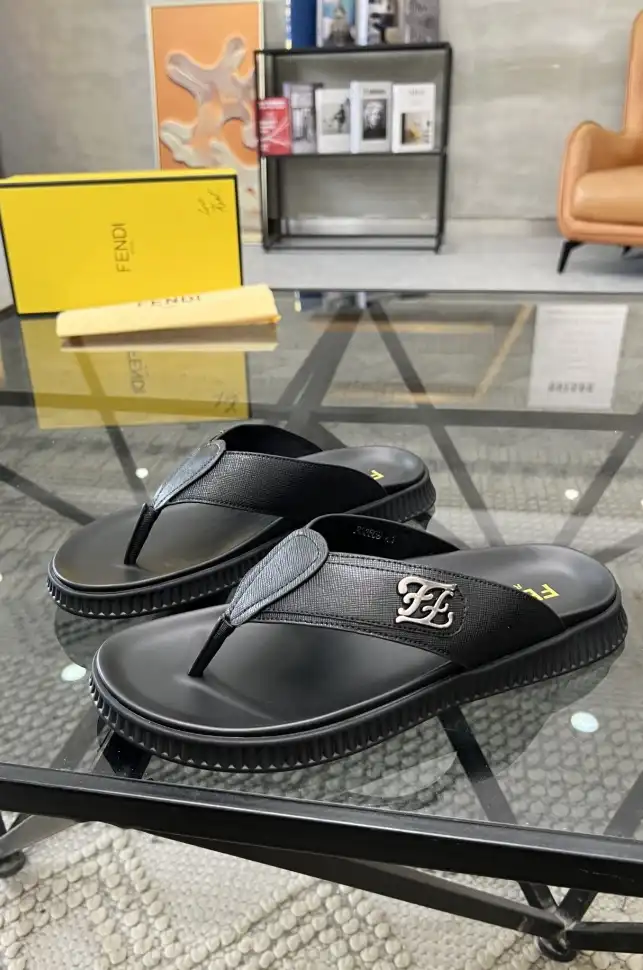 hype Fendi Slippers