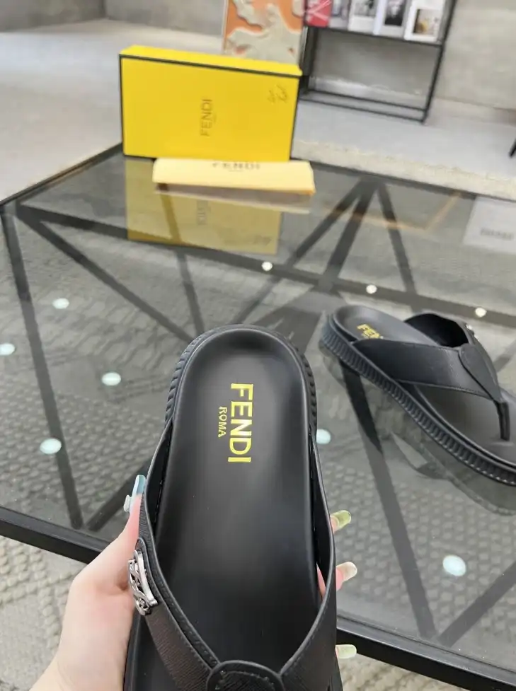 hype Fendi Slippers