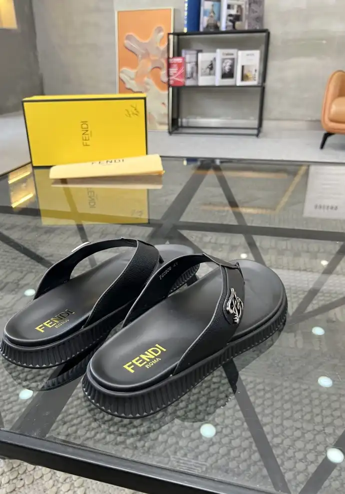 hype Fendi Slippers