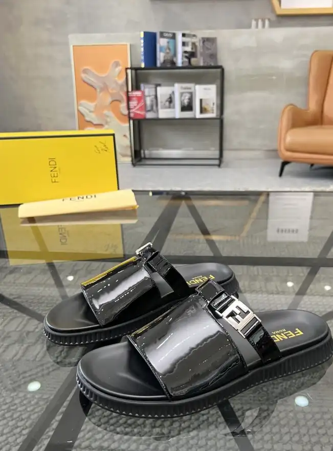 hype Fendi Slippers