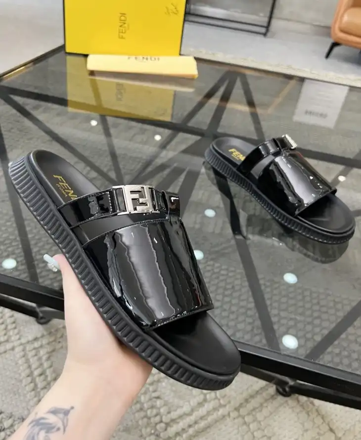 hype Fendi Slippers