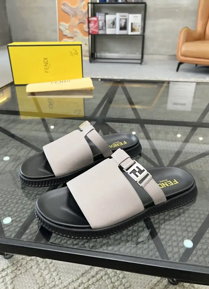 hype Fendi Slippers