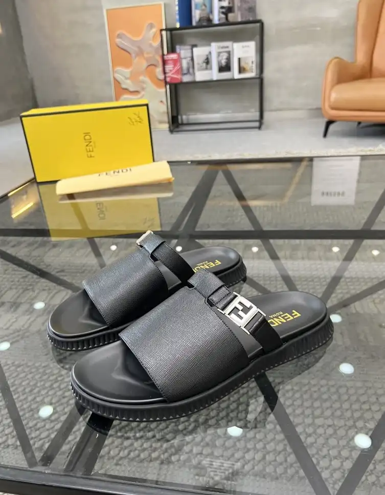 hype Fendi Slippers