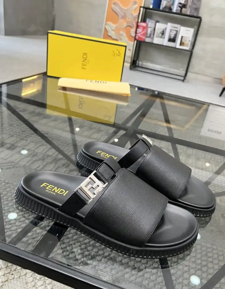 hype Fendi Slippers