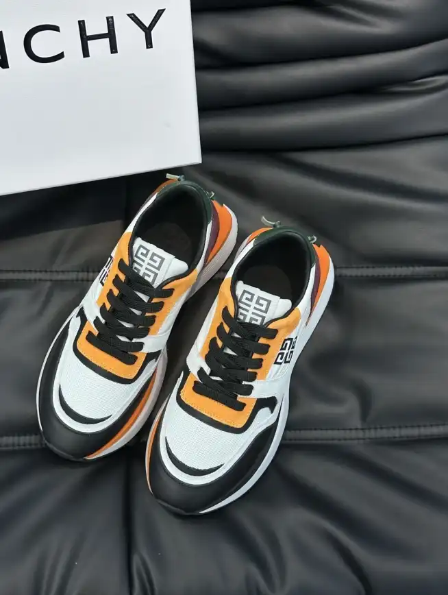 hype Givenchy Sneakers