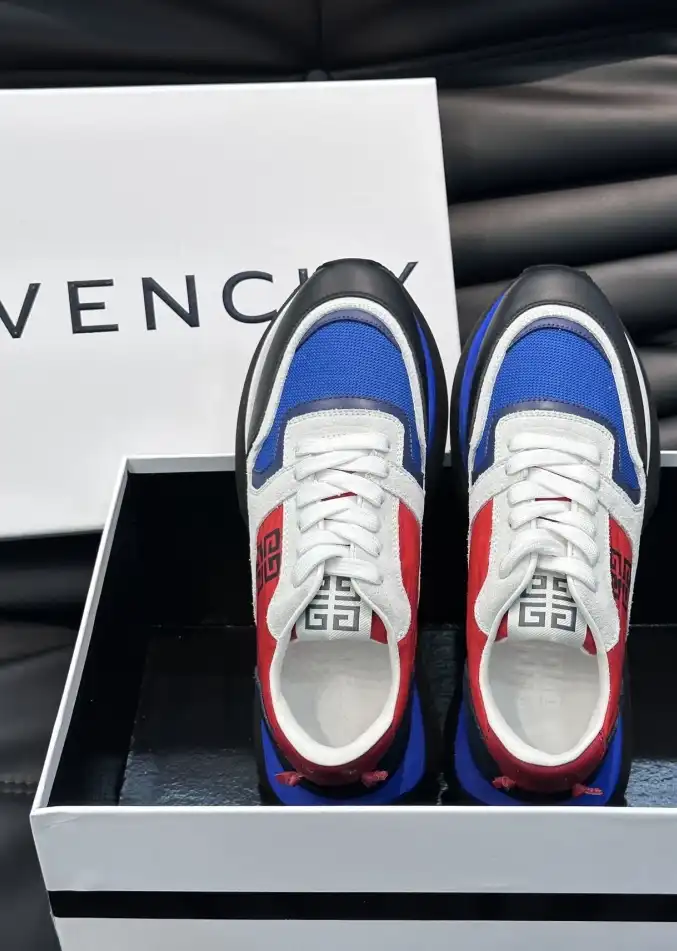 hype Givenchy Sneakers