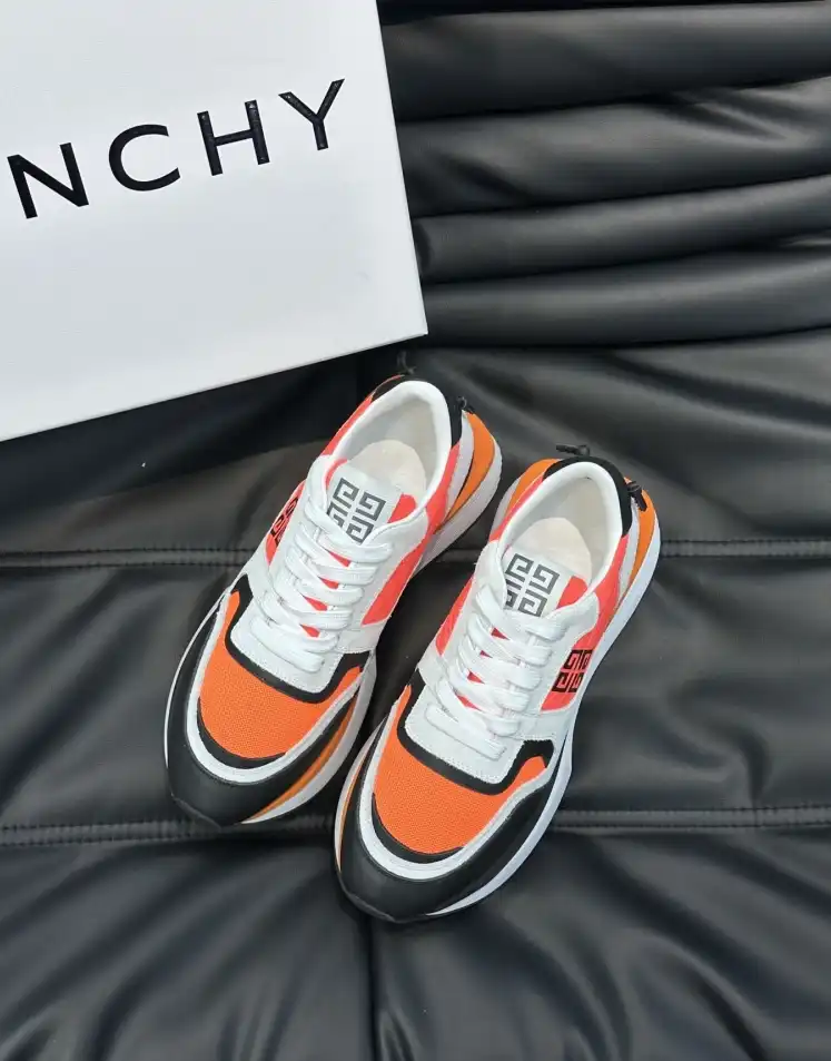 hype Givenchy Sneakers