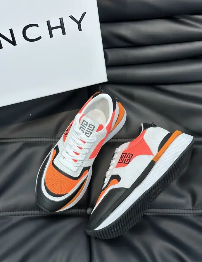 hype Givenchy Sneakers