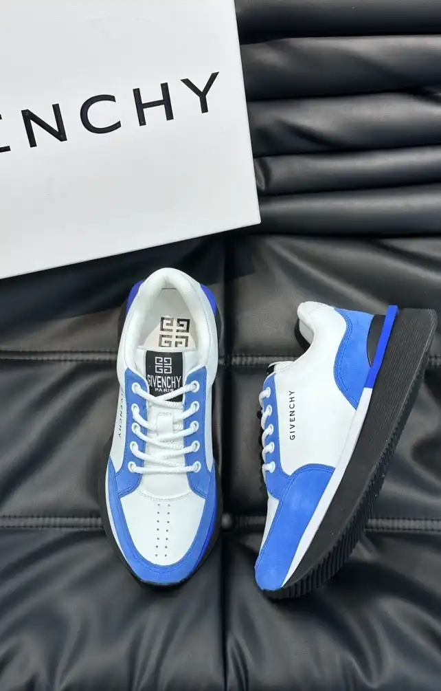 hype Givenchy Sneakers