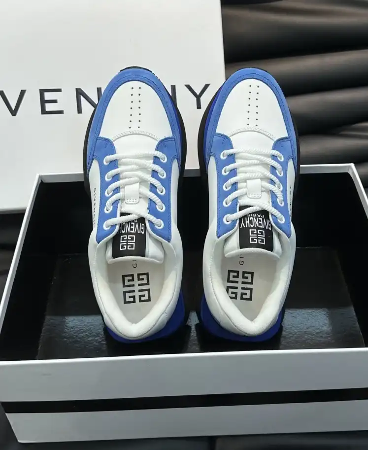 hype Givenchy Sneakers