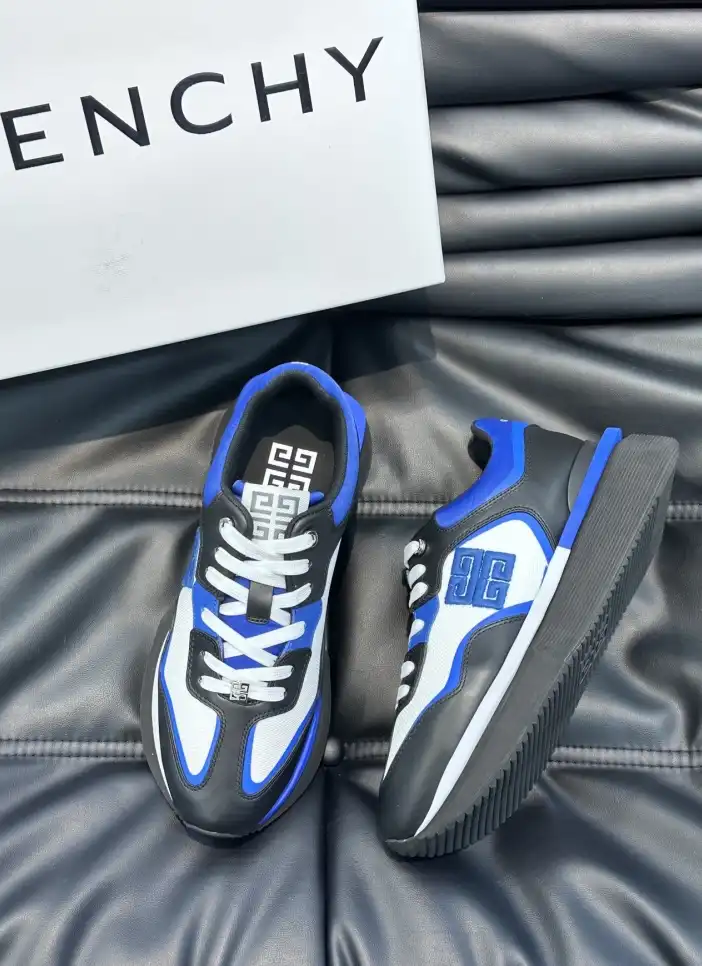 hype Givenchy Sneakers