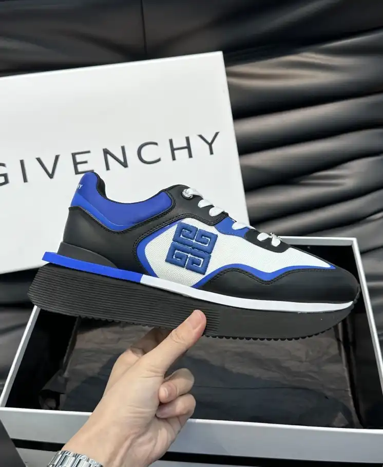 hype Givenchy Sneakers