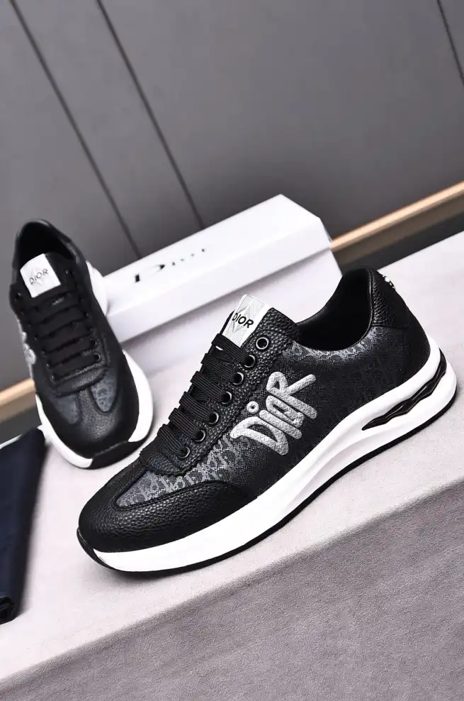 hype Christian Dior Sneakers