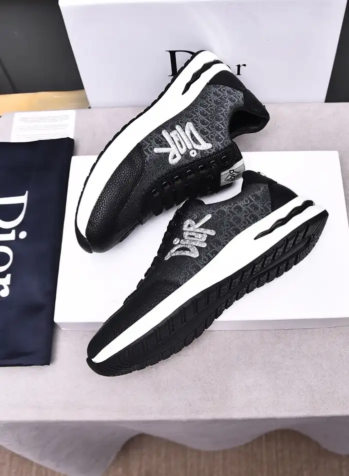 hype Christian Dior Sneakers