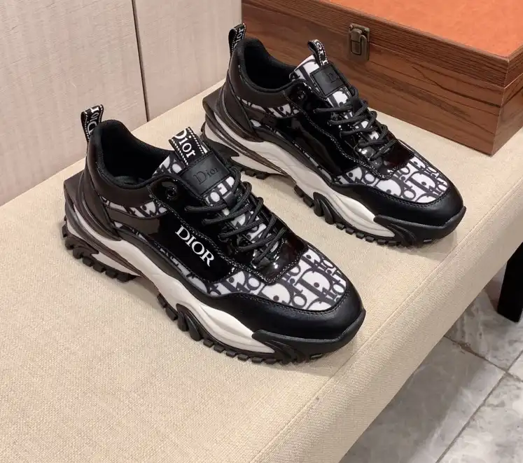 hype Christian Dior Sneakers