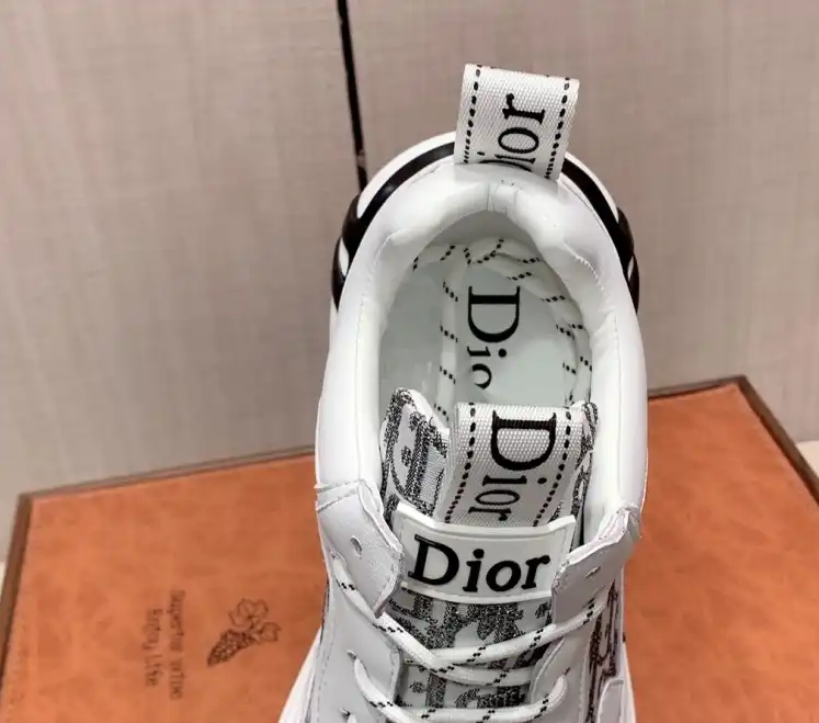 hype Christian Dior Sneakers