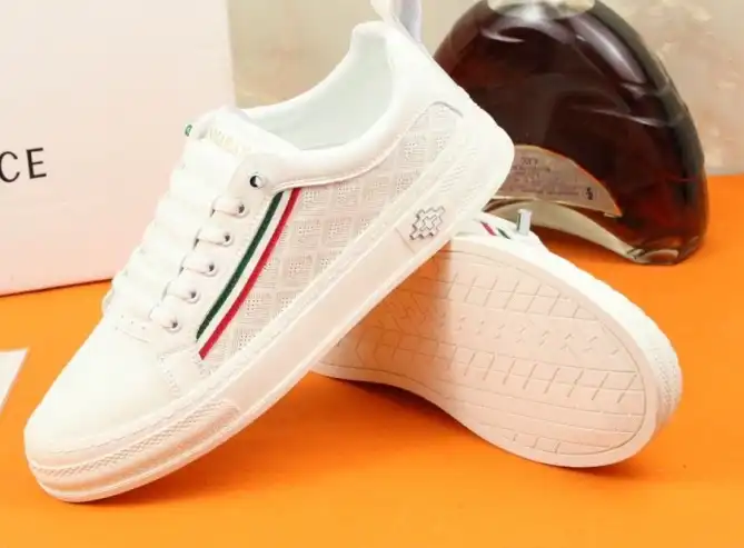 hype Givenchy Sneakers