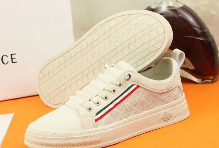 hype Givenchy Sneakers