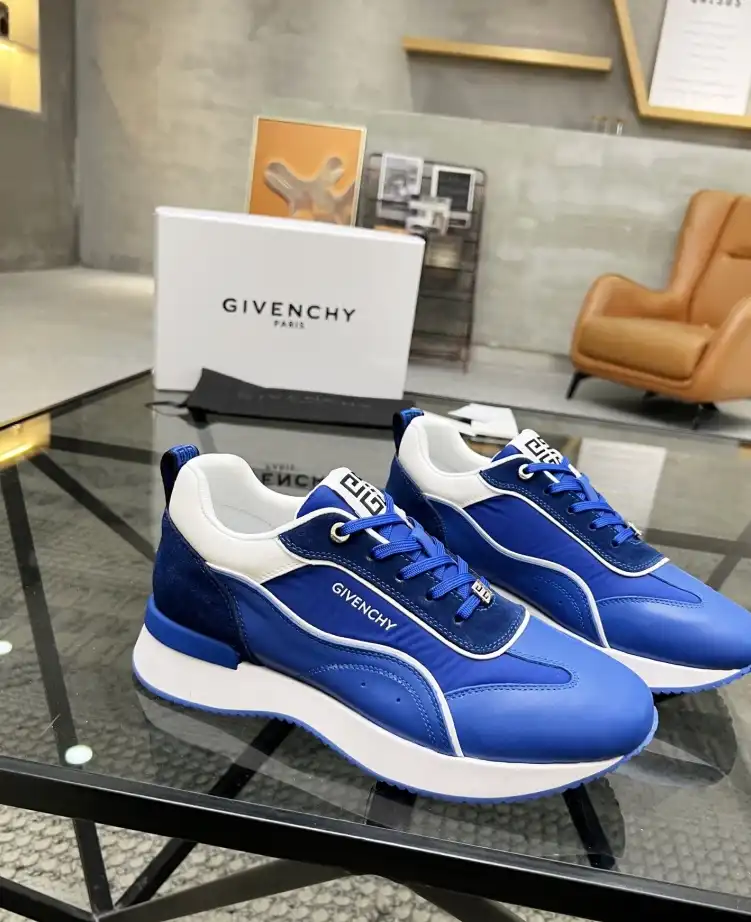 hype Givenchy Sneakers