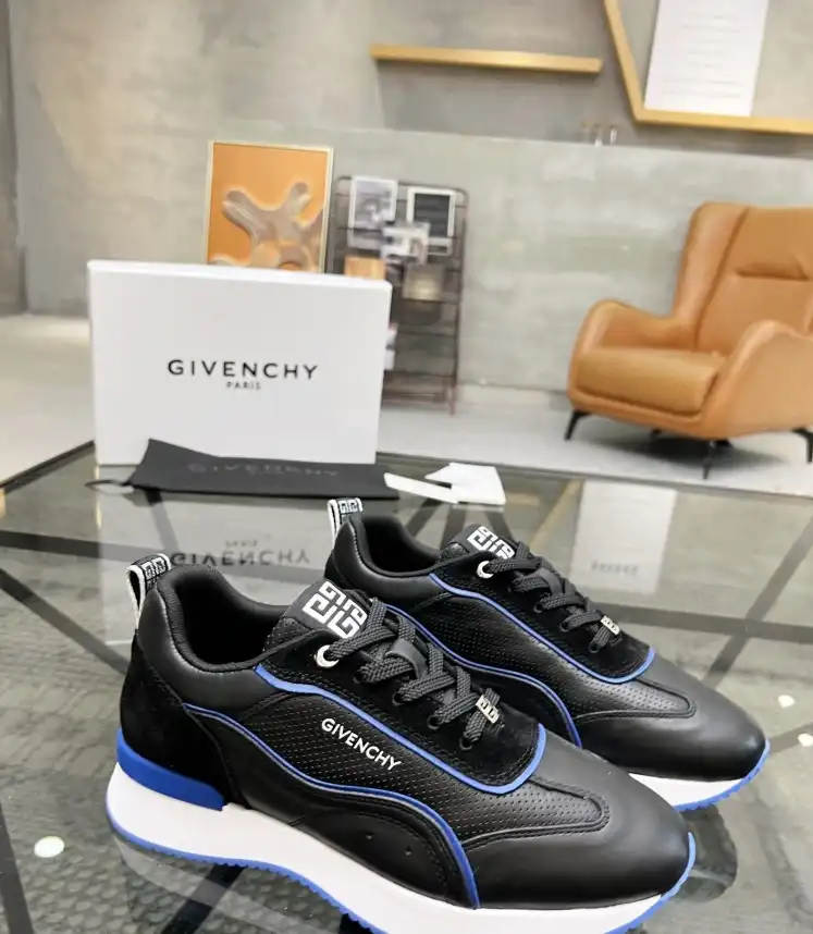 hype Givenchy Sneakers