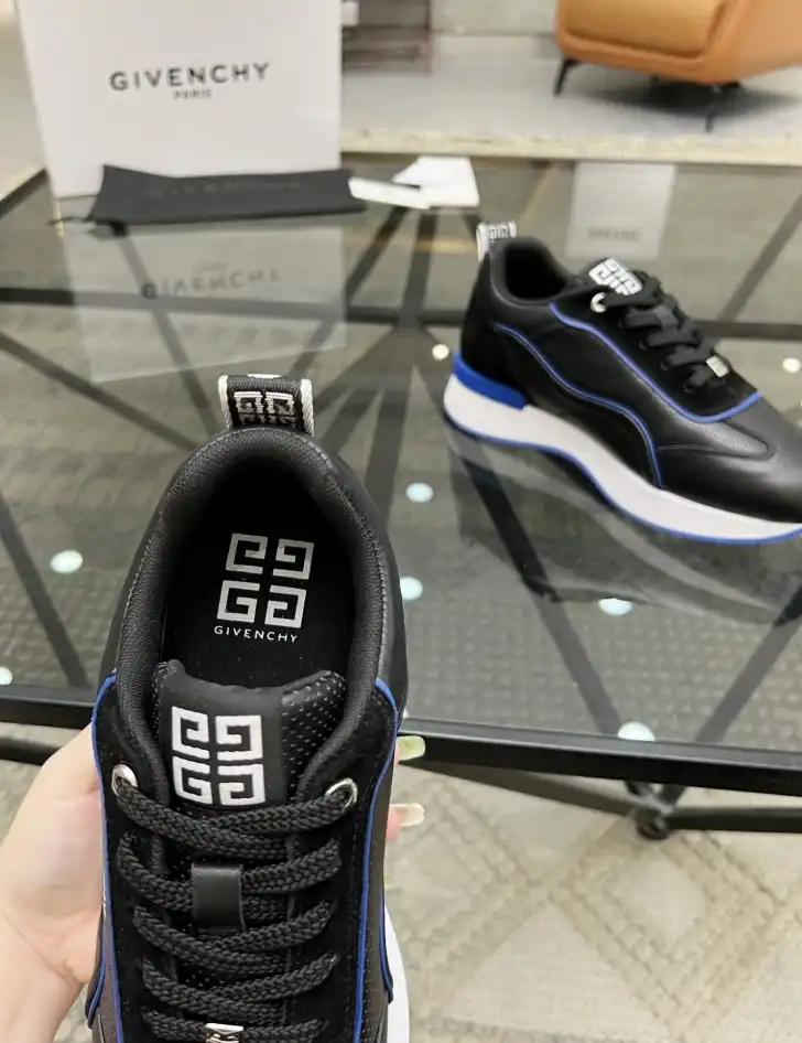 hype Givenchy Sneakers