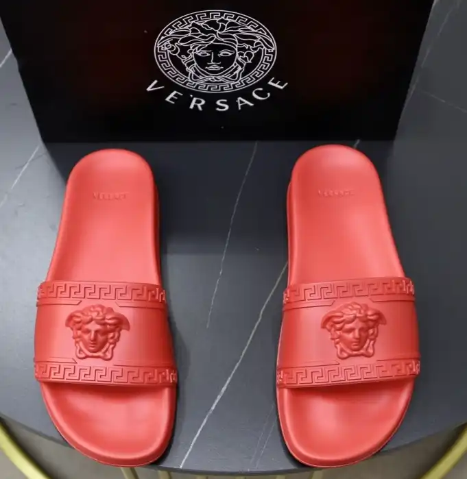 hype Givenchy Slippers