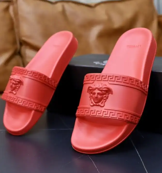 hype Givenchy Slippers