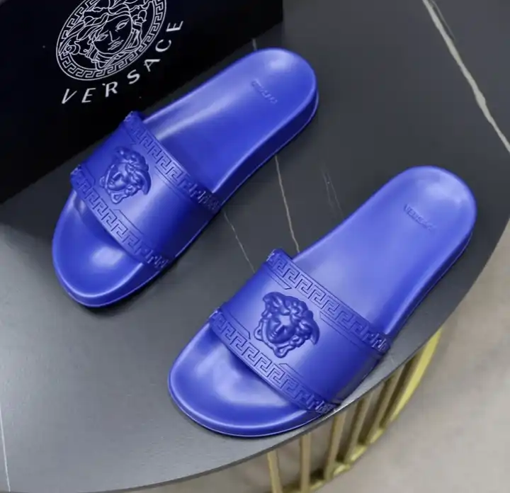 hype Givenchy Slippers