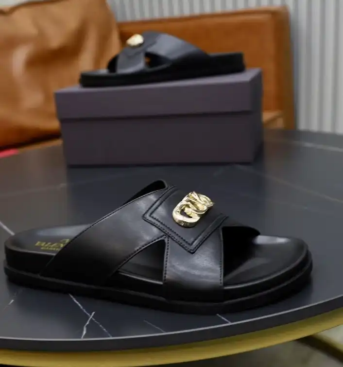 hype Valentino Slippers