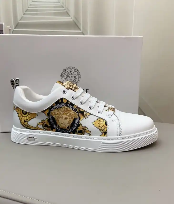 hype Givenchy Sneakers