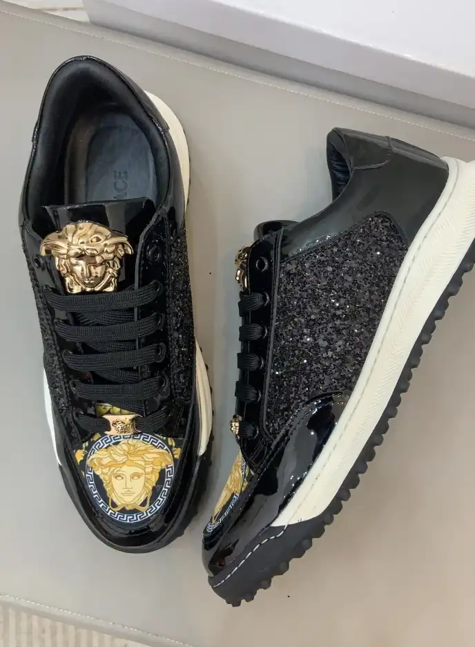 hype Givenchy Sneakers