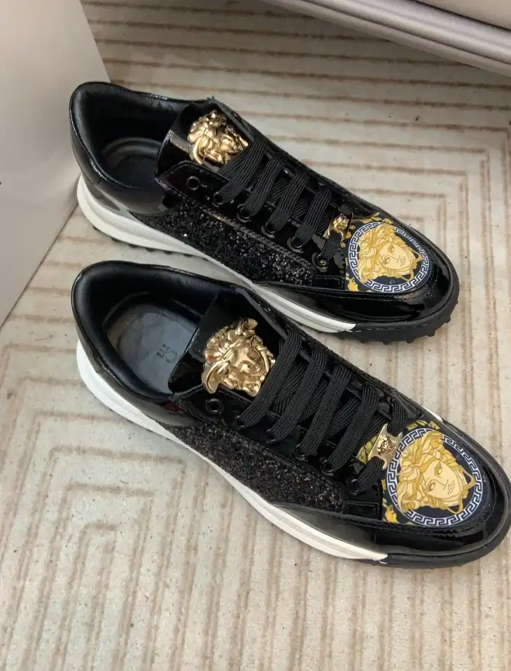 hype Givenchy Sneakers