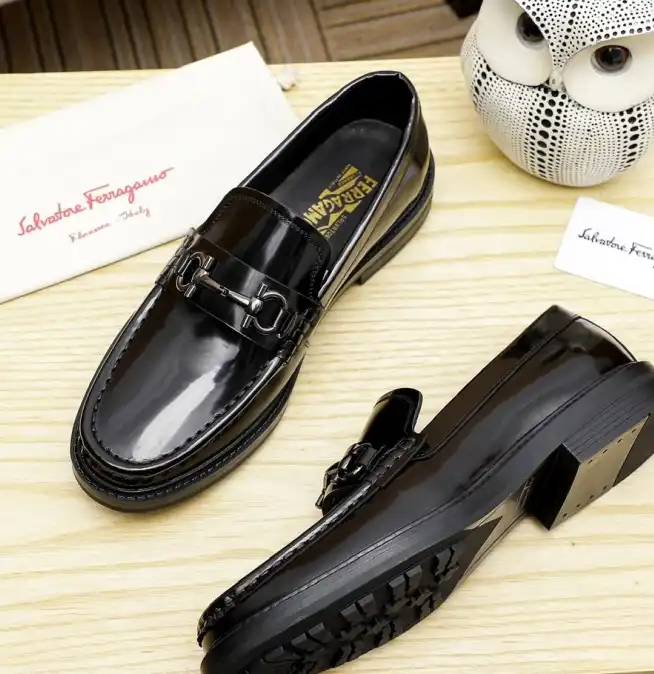 hype Ferragamo Leather Shoes